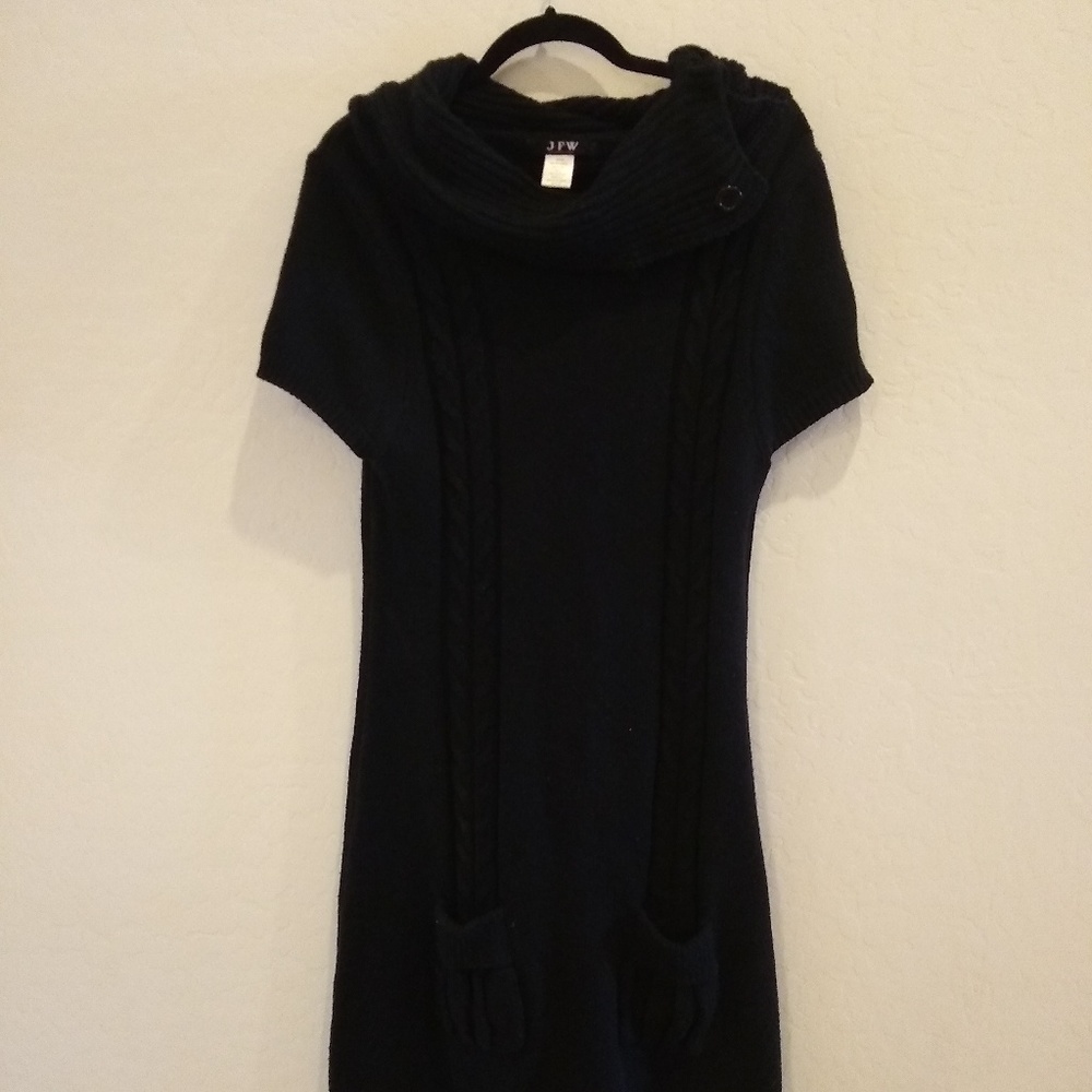 1X Black Short Sleeve Sweater Dress
